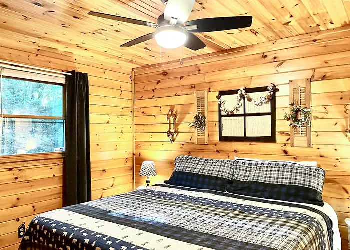 Coffee Creek Cabin